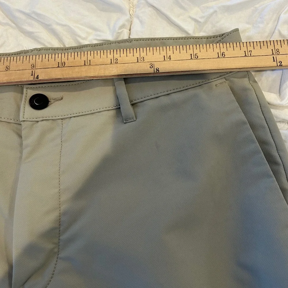 Banana Republic Mens 34x30 Straight Fit Chino Pants‎ Khaki Polyester Blend